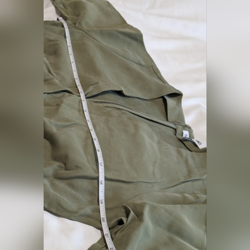 Elizabeth and James S/M jumpsuit - Picture 9 of 10